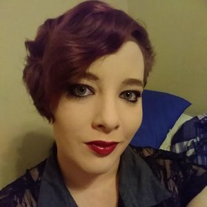 Meet your Posher, Myra